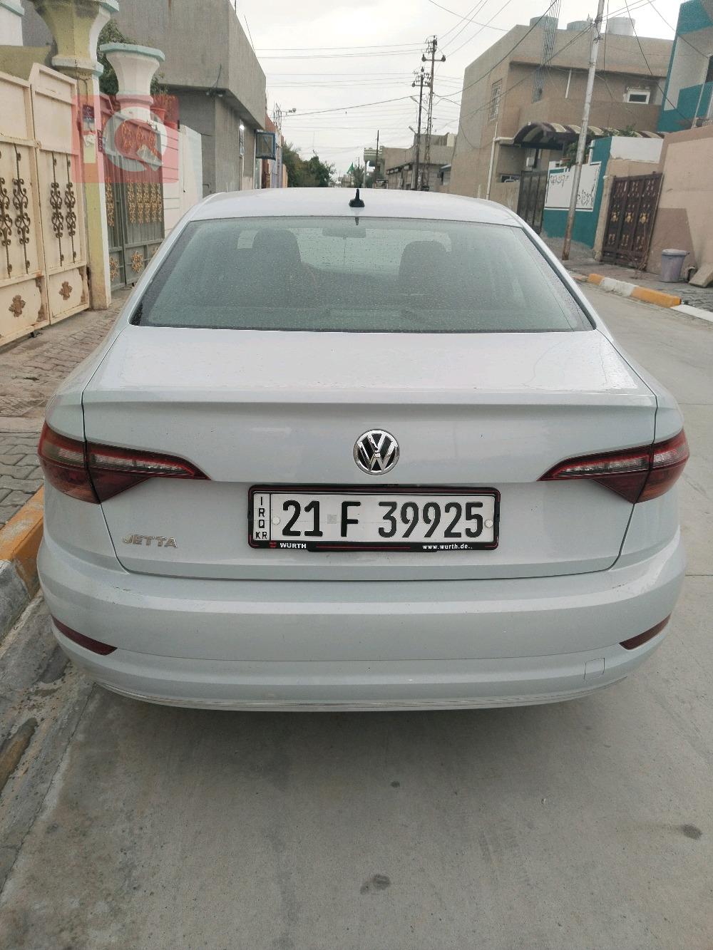 ڤۆڵکسواگن جێتا